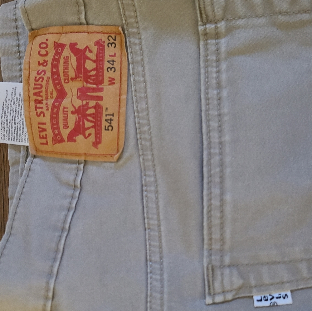 Levi 541 Jeans Tan 34x32